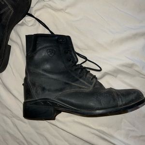 Black Ariat lace up ankle riding boots 9.5